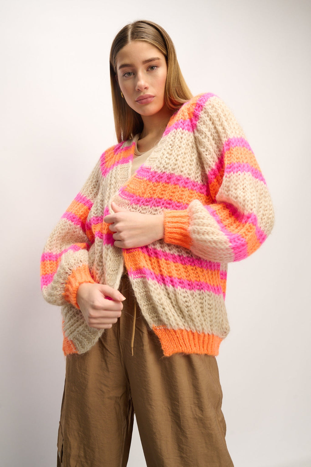 VMSAYLA Knit Cardigan with 50% discount!
