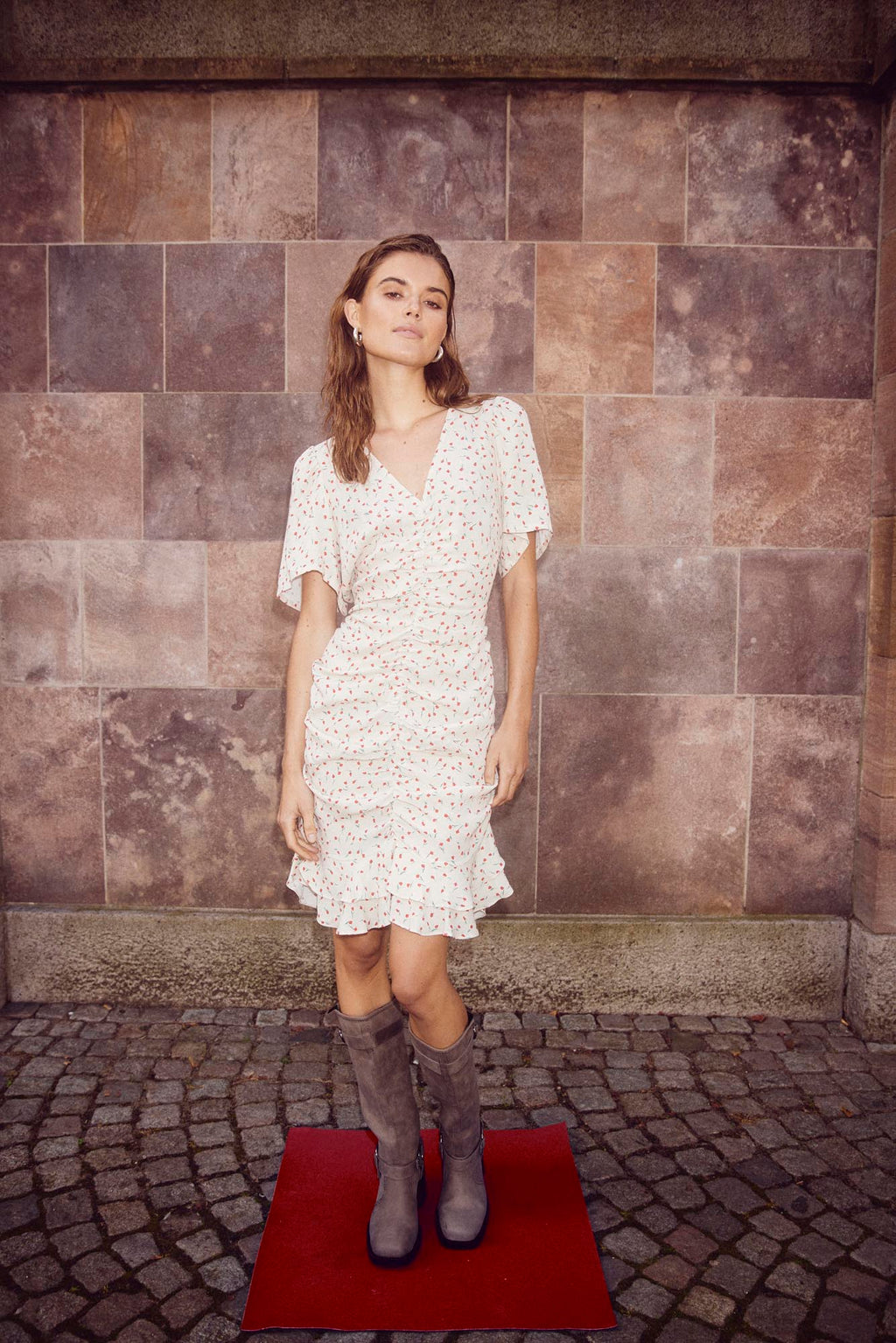 Sloane Dress Cream/Red Mini Flower